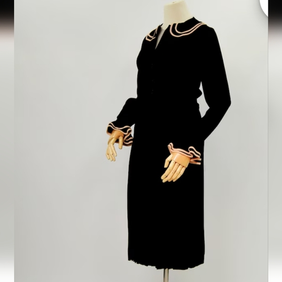 Albert Nipon Vintage Black With Cream Pleated Skirt Long Ruffled Sleeve Dress - Picture 14 of 15